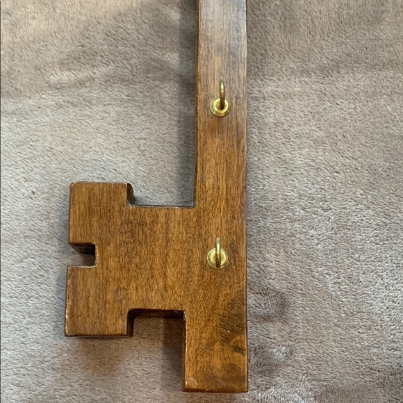 Midcentury Modern Wooden Key Wall Hook - Picture 2 of 6